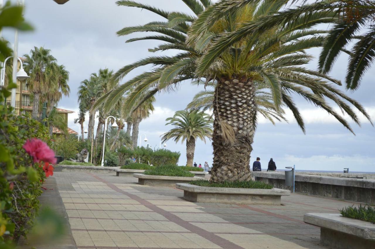 קאניקו Apartment Ocean Gardens מראה חיצוני תמונה